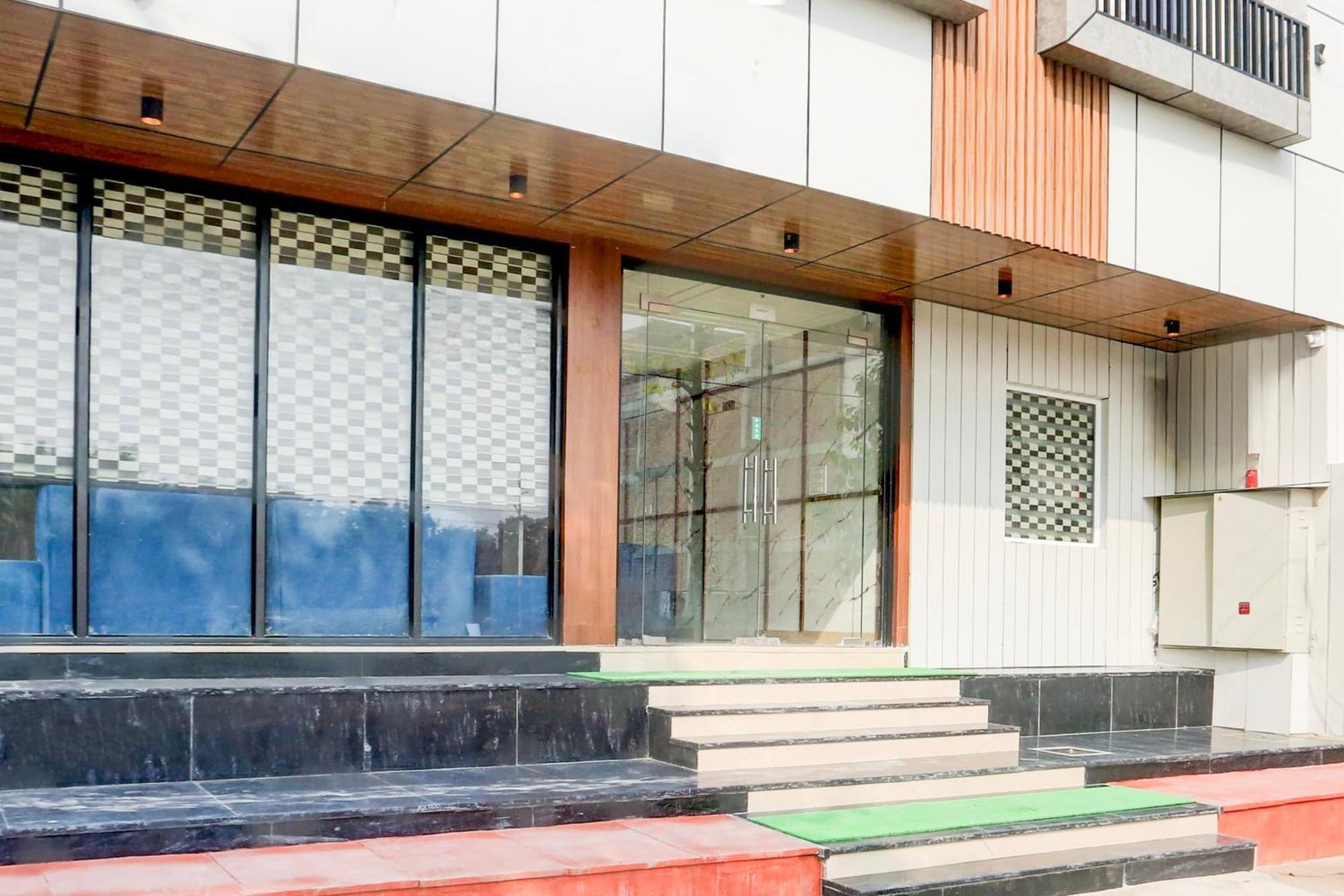 Super Townhouse Taj Nagri Phase 2 Formerly Grand Rivera Tājganj المظهر الخارجي الصورة