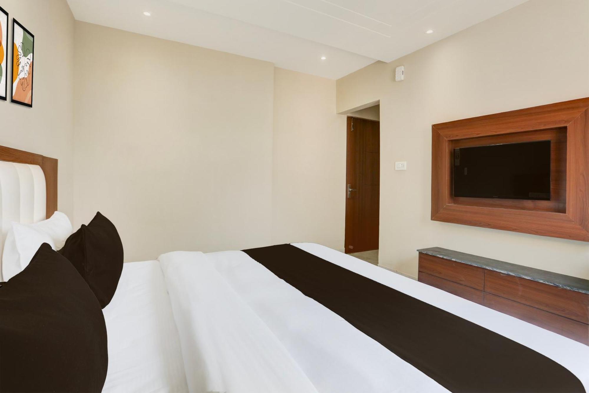 Super Townhouse Taj Nagri Phase 2 Formerly Grand Rivera Tājganj المظهر الخارجي الصورة